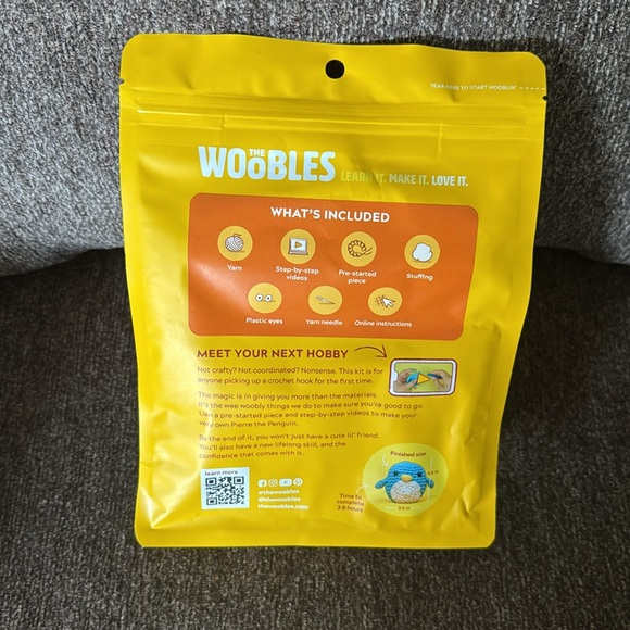 The Woobles: Pierre the Penguin (Blue) - Crochet Kit - Picture 9 of 12